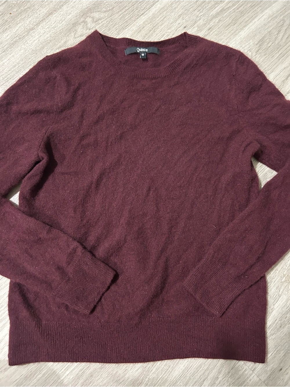 Quince purple burgundy Mongolian Cashmere Crewneck Sweater size Medium